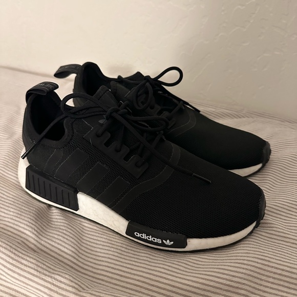 Adidas NMD R1 Black and White Sneakers - Picture 2 of 7